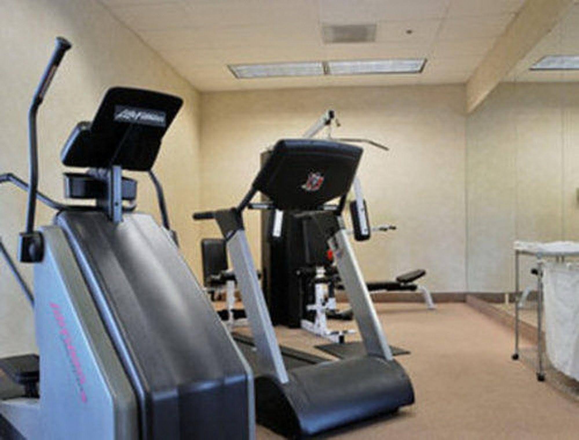 Fairbridge Hotel Cleveland East Wickliffe Ngoại thất bức ảnh